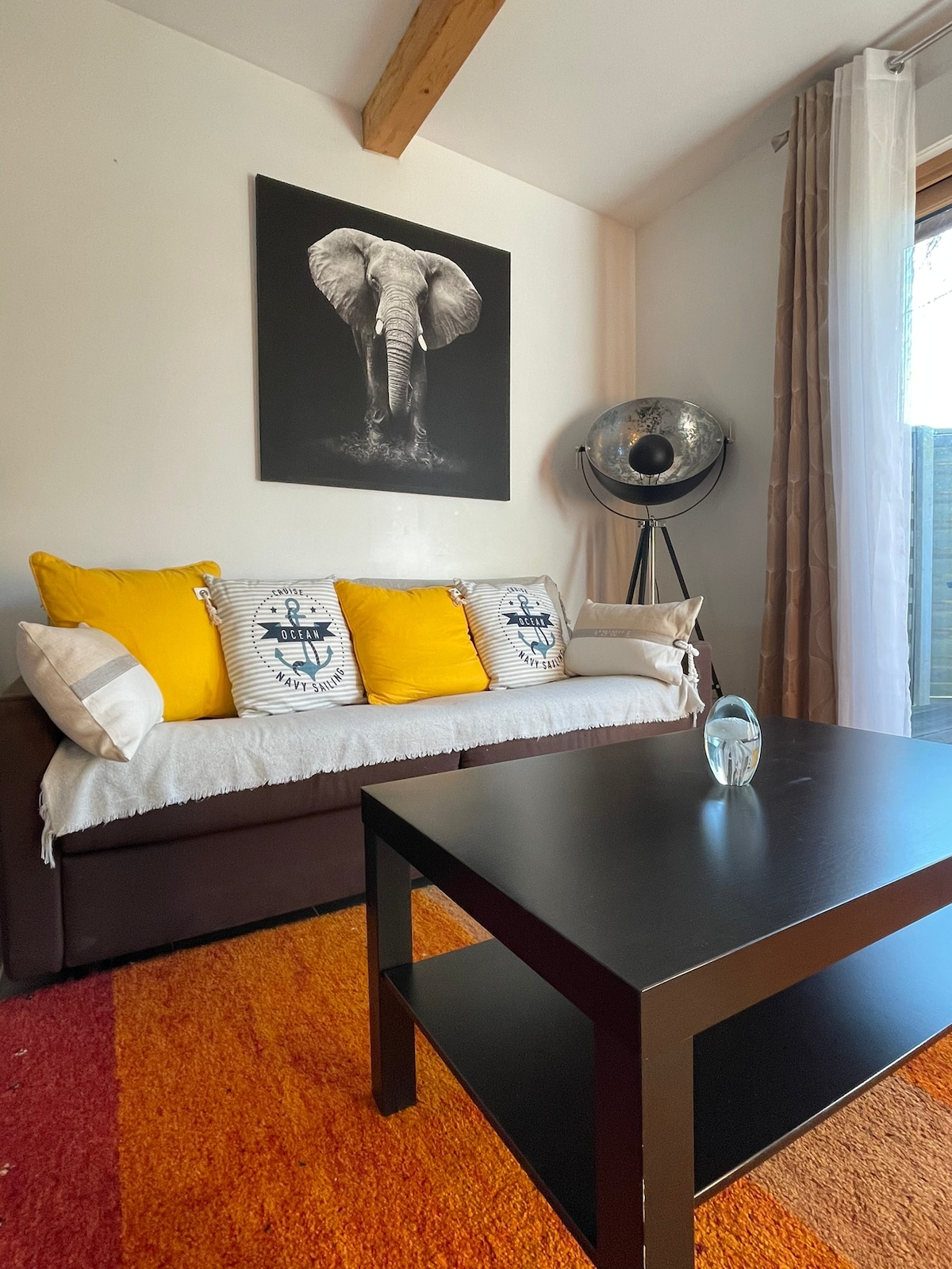 მისაღები სივრცე