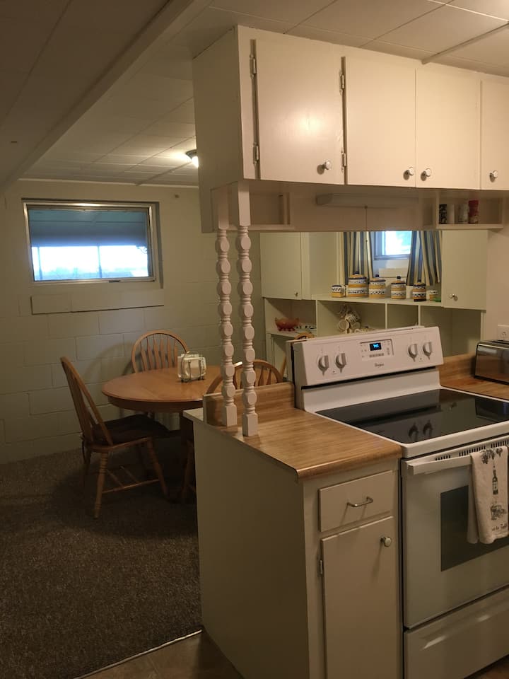 Private Basement Apartment W/ Separate Entrance - Omaha, NE
