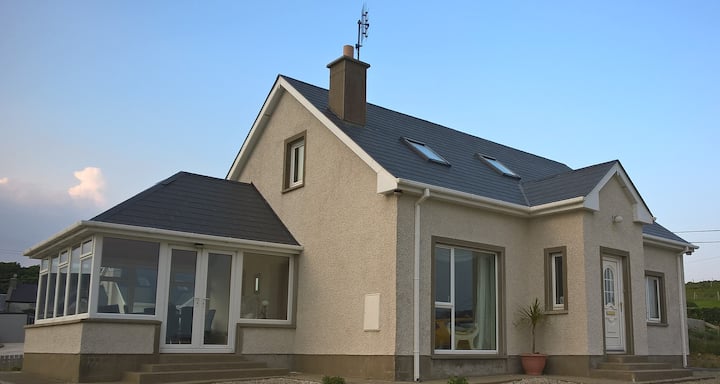 Atlantic Drive Seaview Cottage