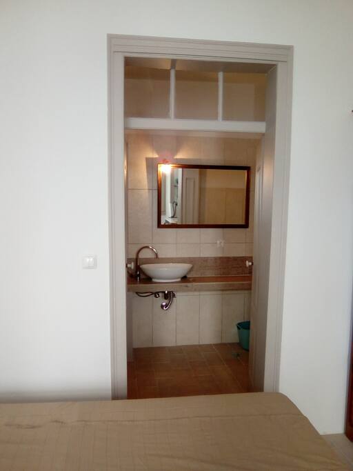 STUDIO-ROOM with private bath-room