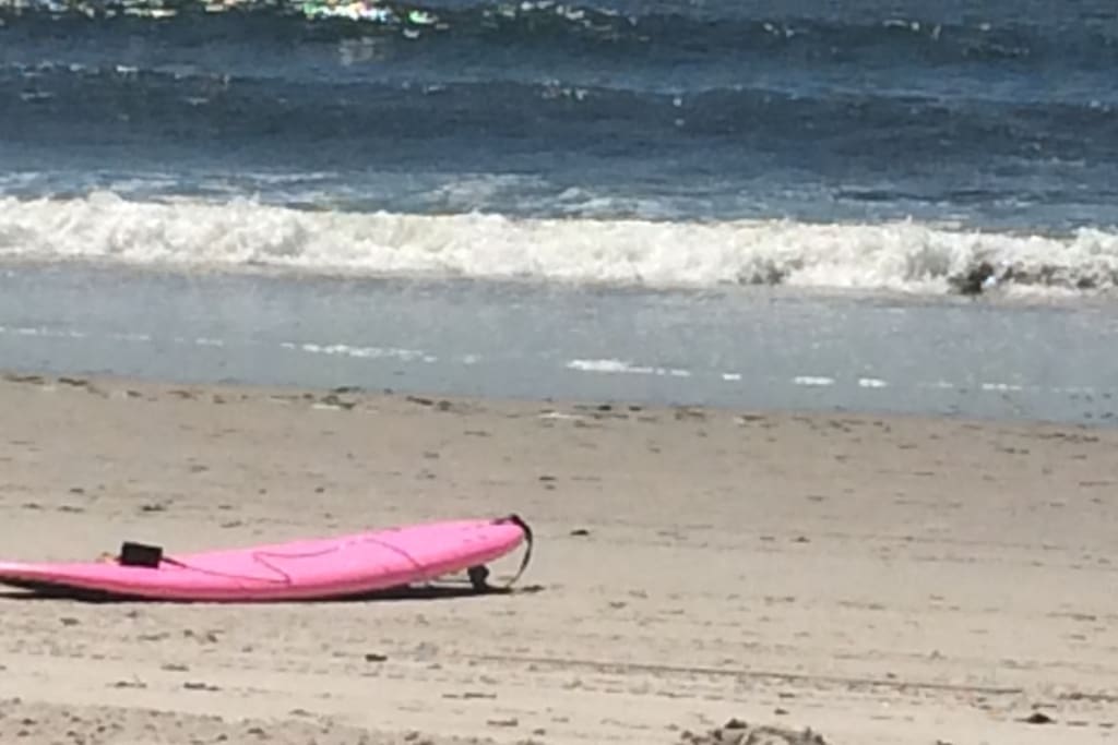 Perfect for surfing:)
