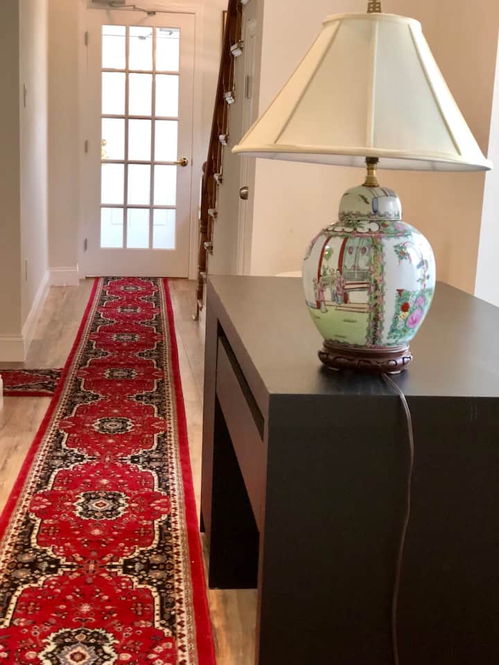 Couple Room/private Bath. In The Room Mid-flushing - New York
