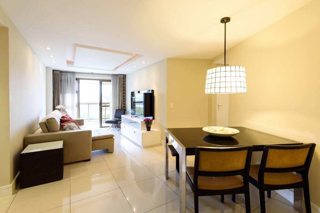 sala de jantar e sala de estar