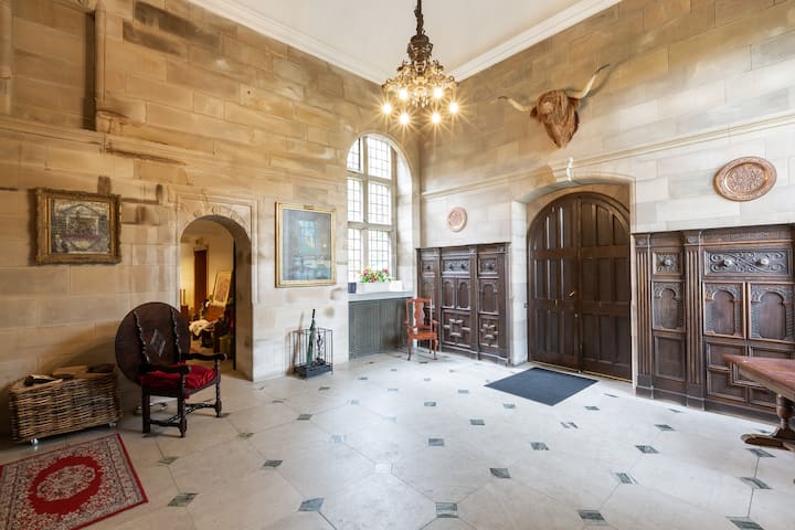 Rowallan 19th Century Castle, Ayrshire - Kilmarnock