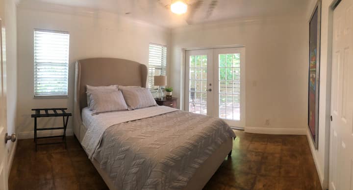 Gorgeous Modern Jupiter 3 bedroom home
