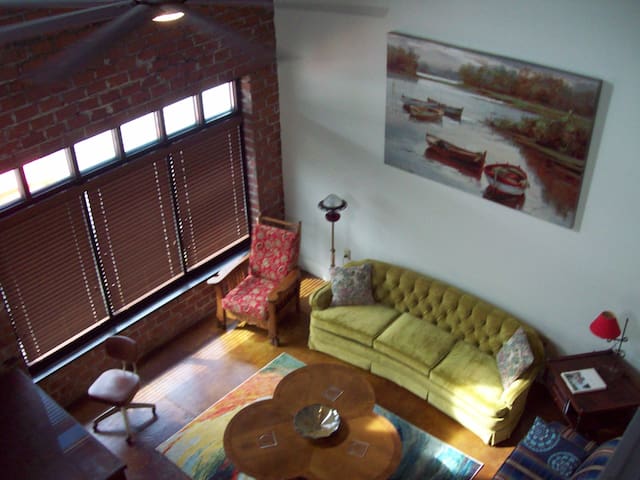 Large, Unique, Ground Floor Loft with Parking #2