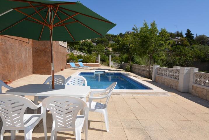 Club Villamar – Poppy gallery image 4