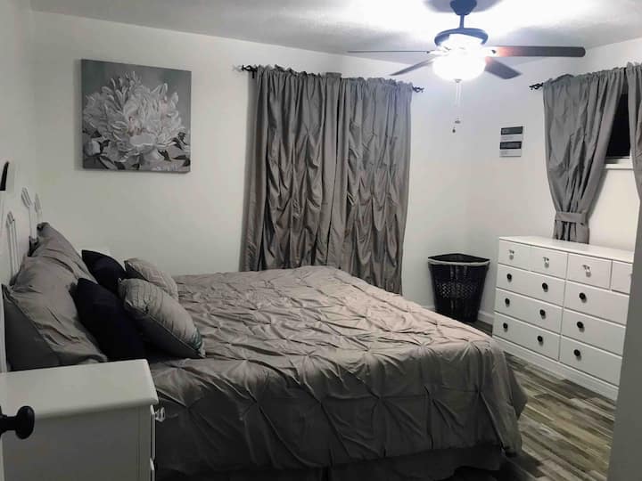 Спалня№1
с двойно легло king size 