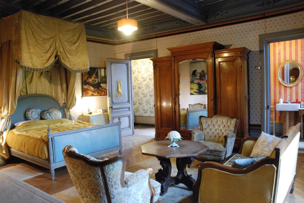 Main room