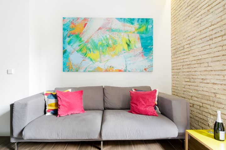 Disfruta Del Ambiente En Apartamento Contemporáneo