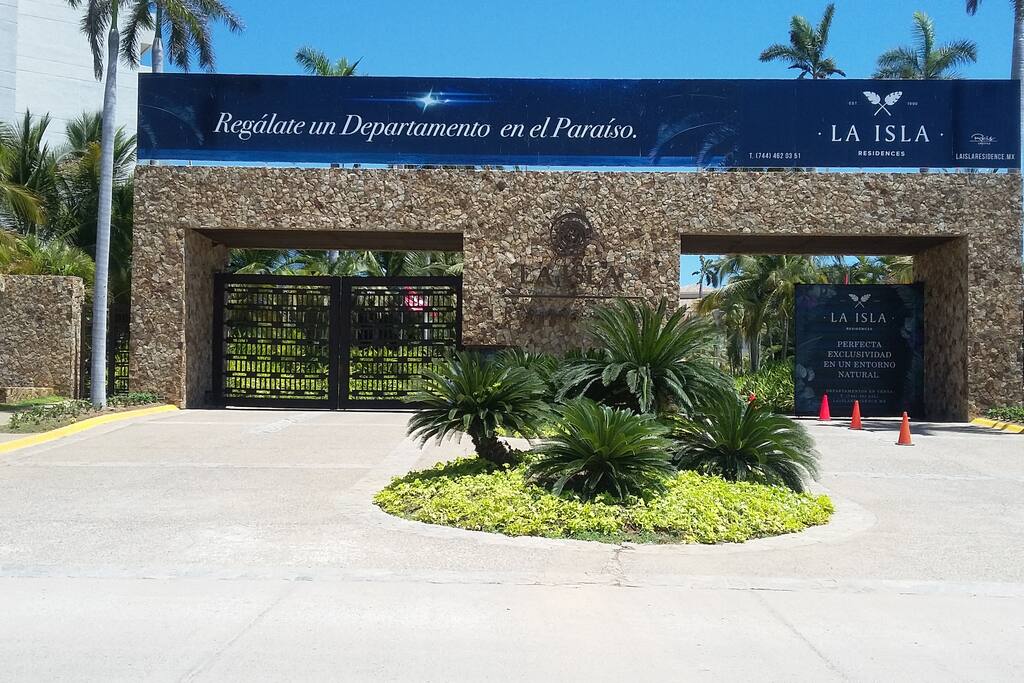 Entrada principal conjunto