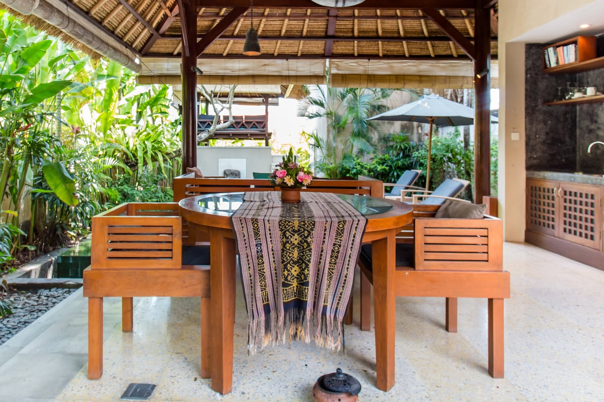 Villa in Canggu · ★4.68 · 1 bedroom · 1 bed · 1 private bath, Airbnb karşılaştırması