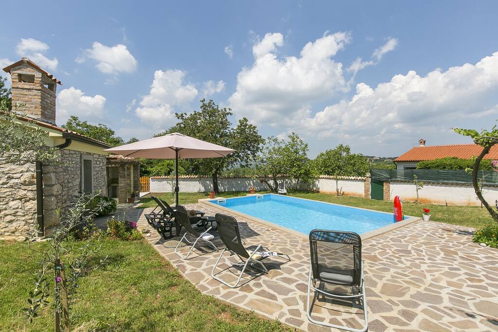 Pool area