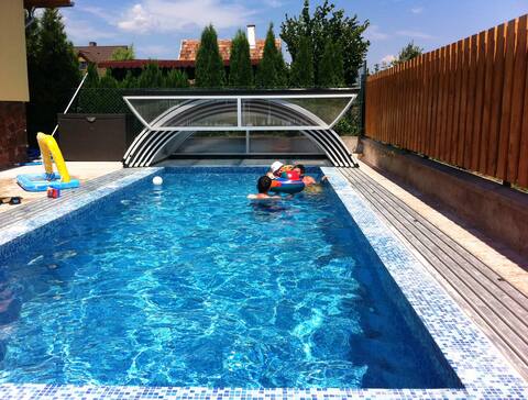 7 Bedroom Villa - Pool