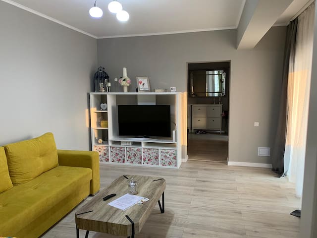 3 room apartment 2 minutes away from Ploiesti