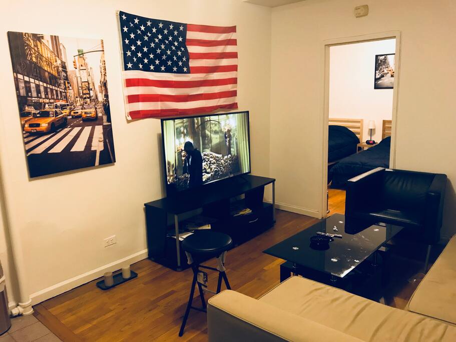 Living room 4k Smart TV 55” Showtime, Hbo, Netflix Hulu...Kids channels, News.... high speed Internet wifi