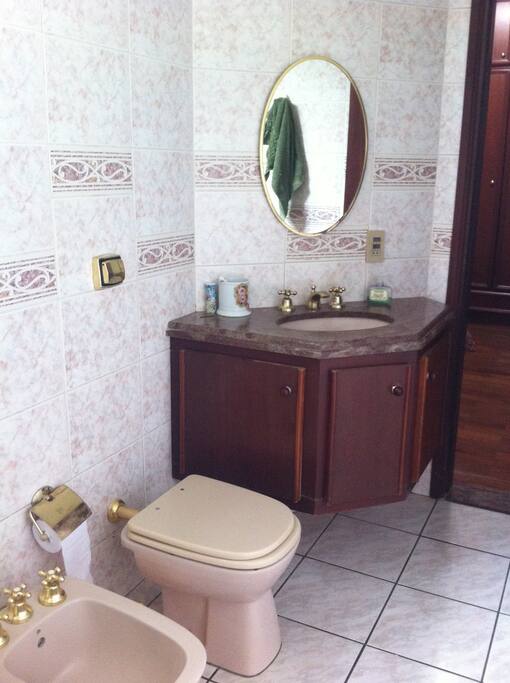Banheiro Quarto 1