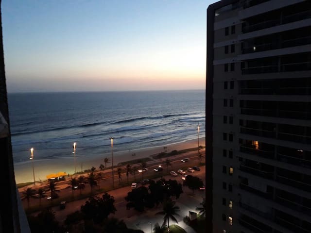 Apart hotel de luxo com vista para o mar no Rio.