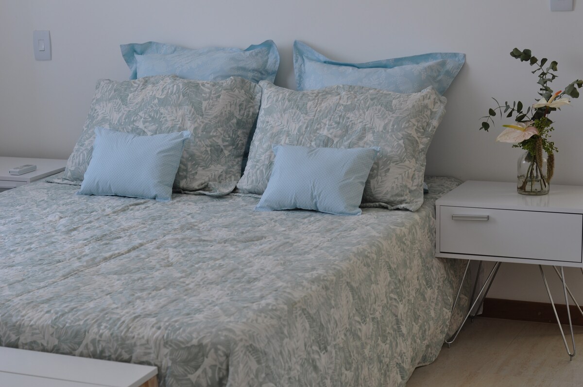 الجناح 2 في الطابق العلوي (لدينا بالفعل ألواح أمامية على الأسرّة).