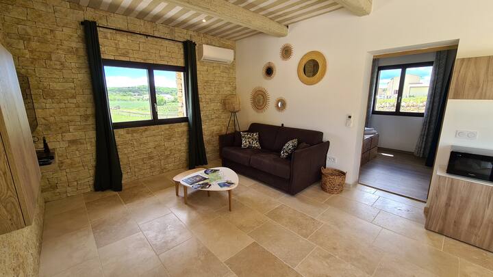 Gîtes Avec Piscine Entre Vignes Et Lavandes - Viviers