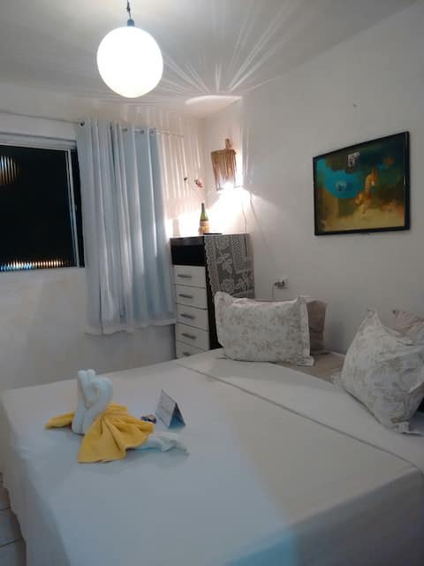 Successful Airbnb property: Entire space, super cozy studio apartment with 2 sea views. in Olinda