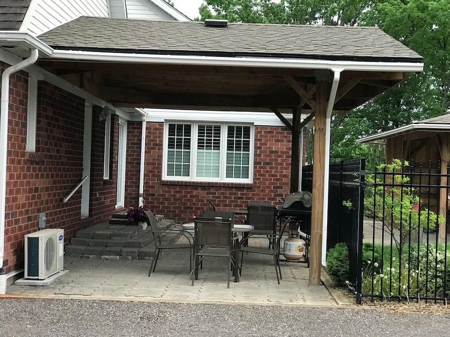 covered gas BBQ patio