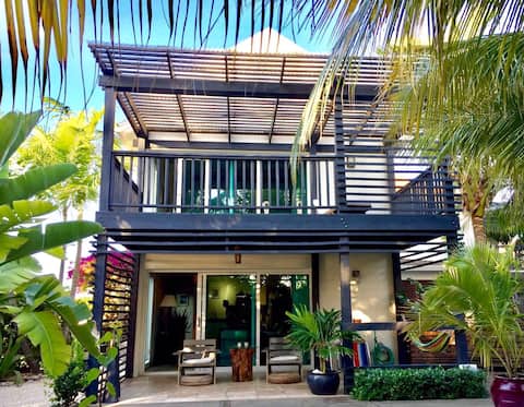 Spacious contemporary private villa