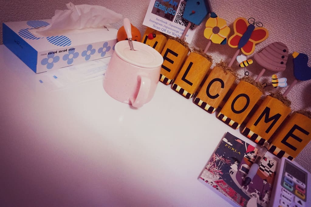 Welcome board and cute cup!