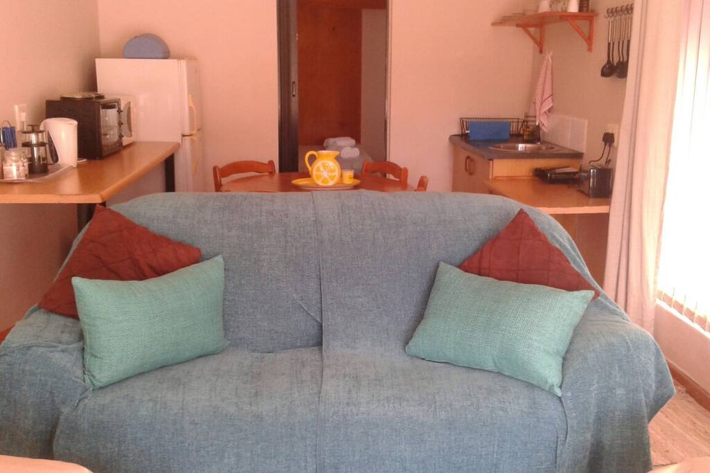 Open Plan lounge and kitchen area
