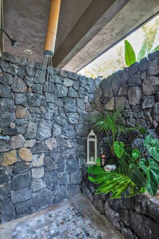 Luxury Private Home | 180° Ocean View | AC | Spa gallery image 5