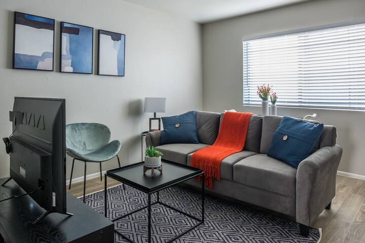 Comfortable 1BR Apt near Downtown Scottsdale
