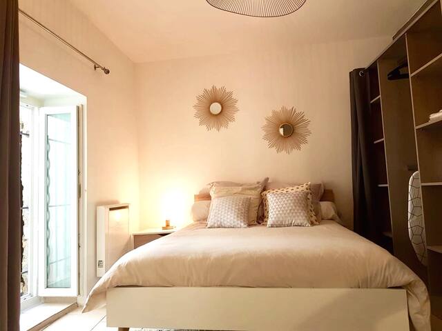 Pti NIMOIS- Appart T2 Centre Nimes - Terrasse Wifi