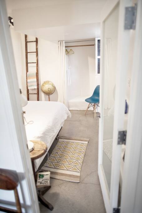 Master Bedroom with queen bed