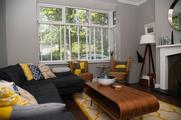 Amazing Central Manchester/Trafford Home for 6!!