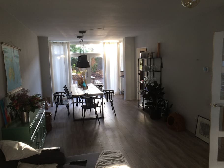 Living room, view to the back