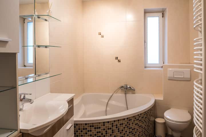 Exclusive Apartment Near Messe And Train Station - Bayern