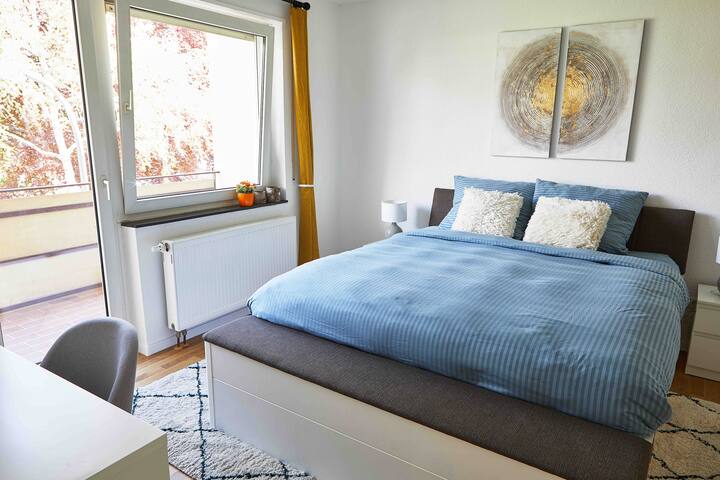 Work from Home 2BR, FREE parking,Netflix,Near BASF