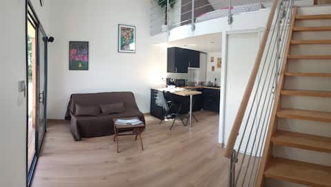 Studio avec Mezzanine - Lège Bourg