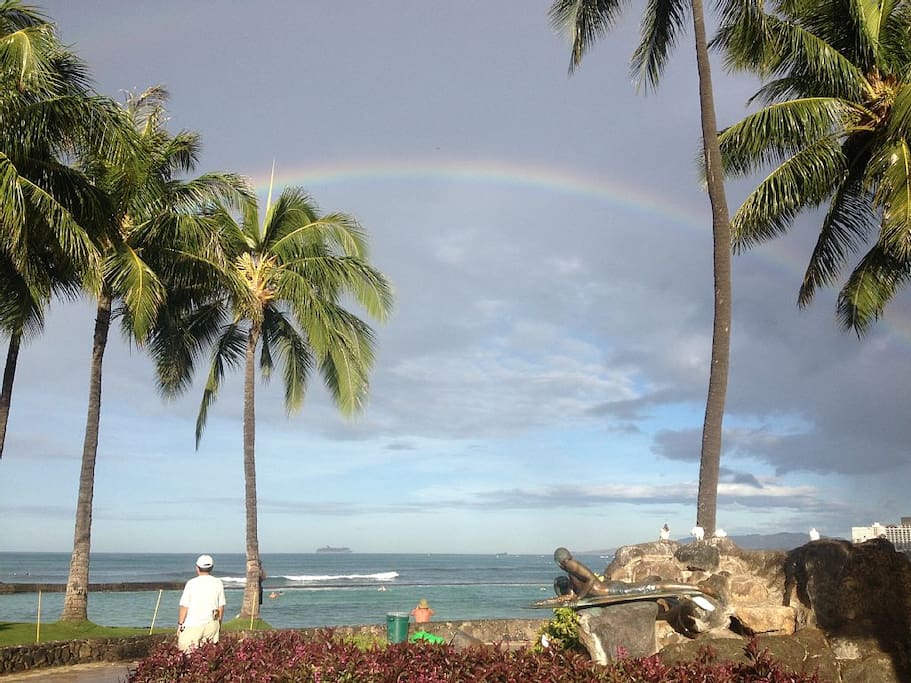 The world popular beach "Waikiki Beach " is just 2 minutes walk from your door