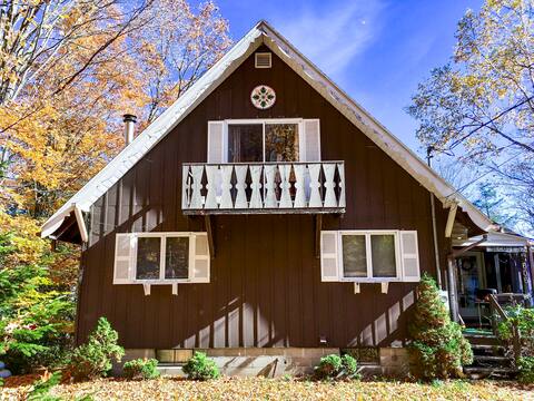 Charming chalet on Chateaugay Lake