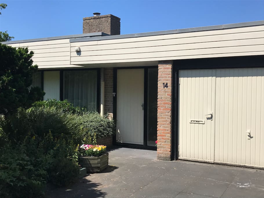 Front View Castricum