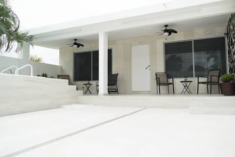 Spacious, newly remodeled house near the sea
