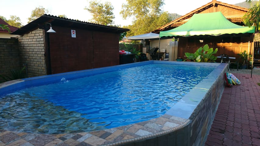 Private Villa with Pool near IPOH MAEPS Muslim - Villas ...