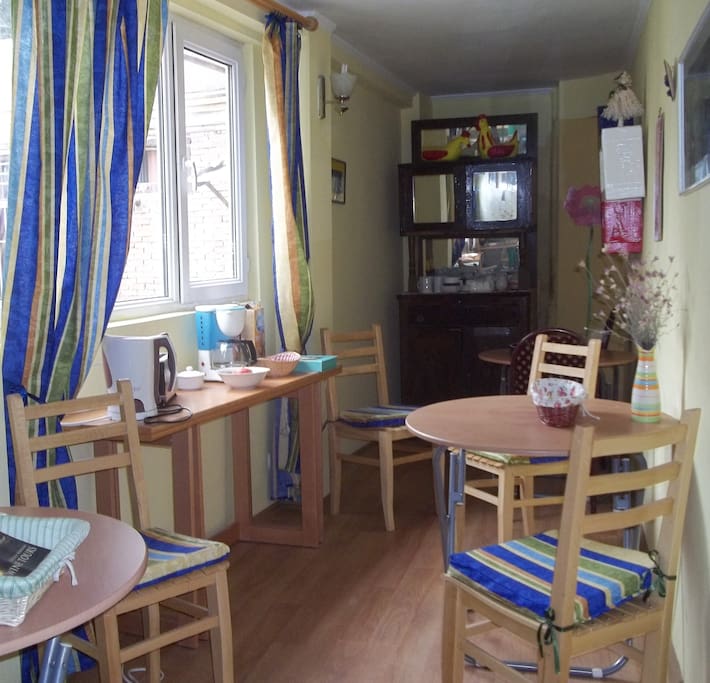Salle à manger, dining room