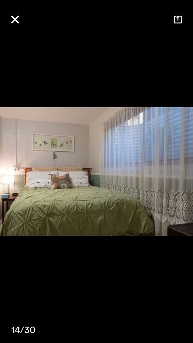 Queen bed