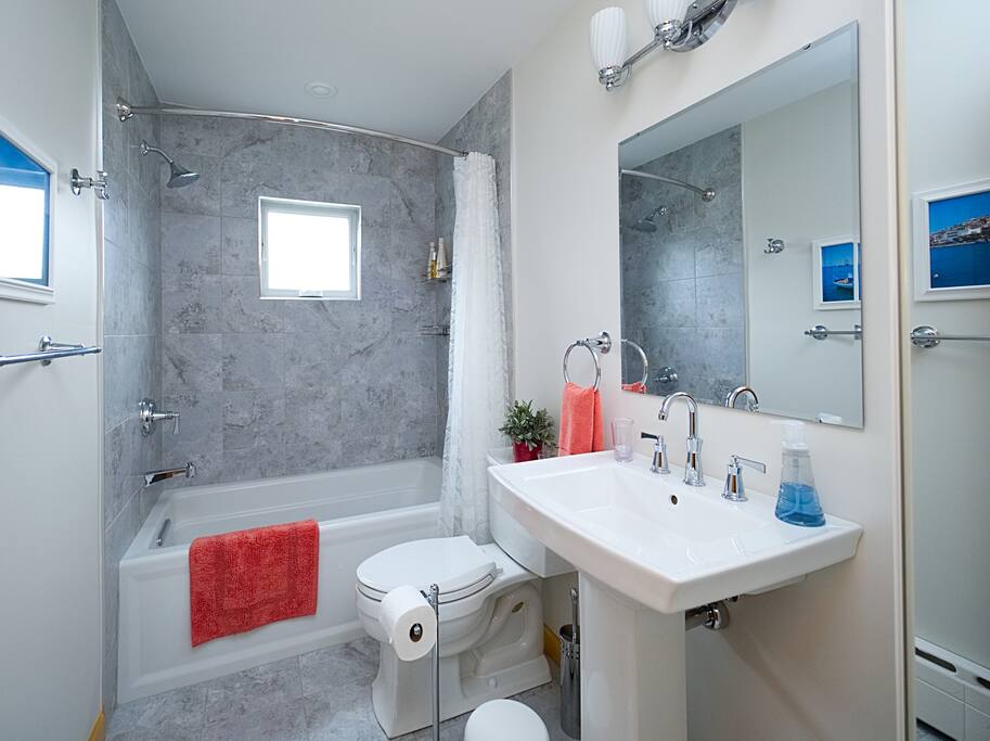 Enjoy your own private bathroom with south facing window that can be opened to enjoy the fresh summer air while showering. Shampoo, conditioner, body wash, towels and hairdryer provided.