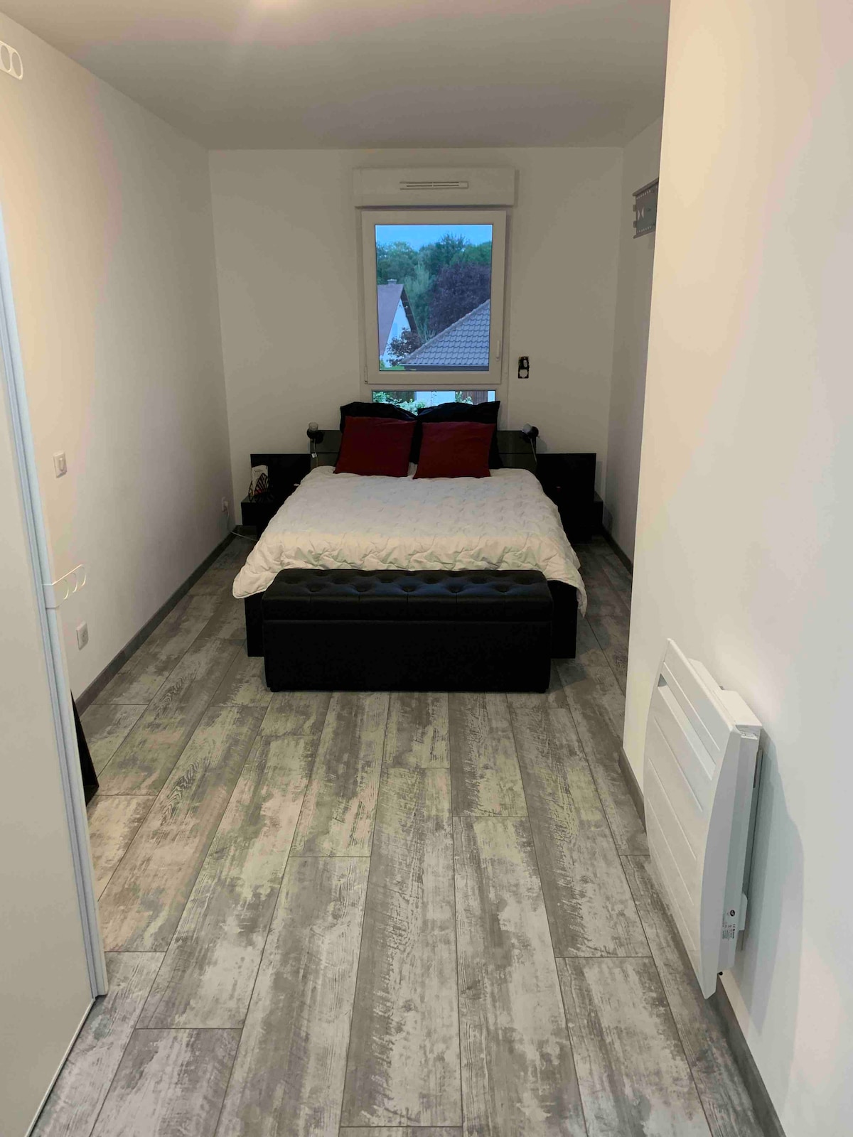 غرفة النوم 2