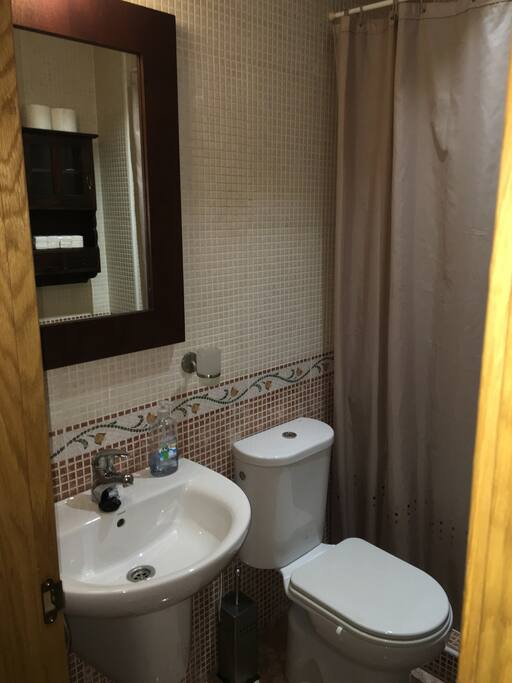 Cuarto de aseo y ducha