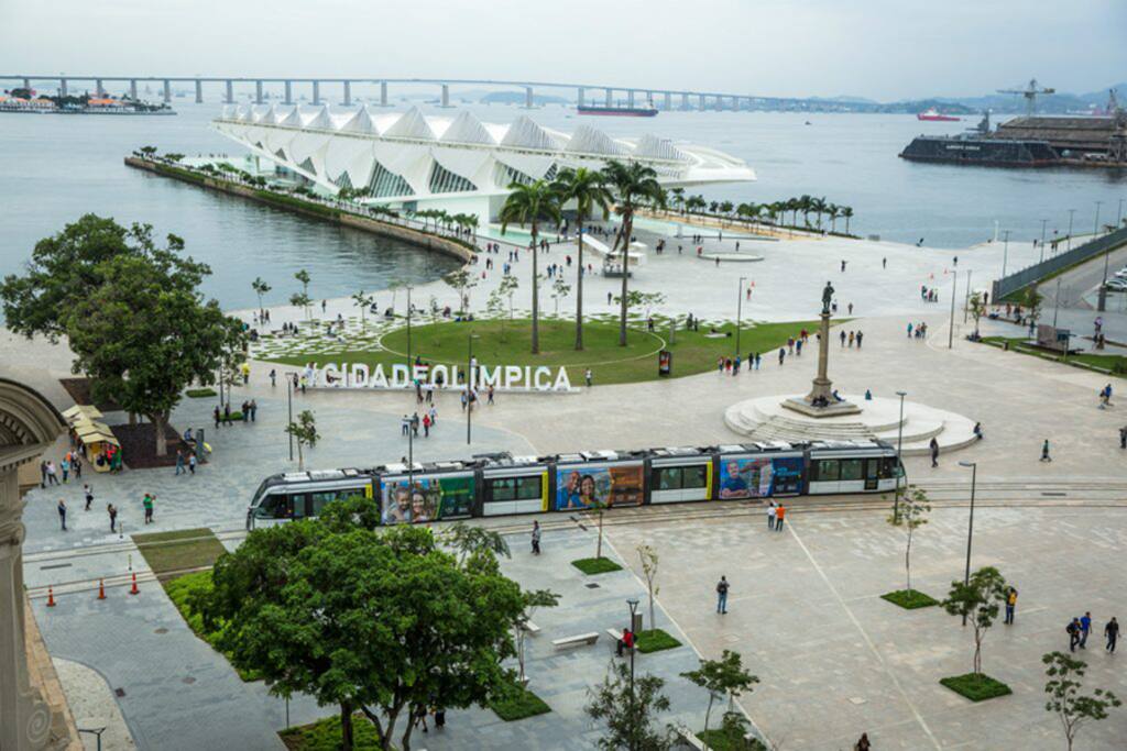 Próximo ao Museu do Amanhã