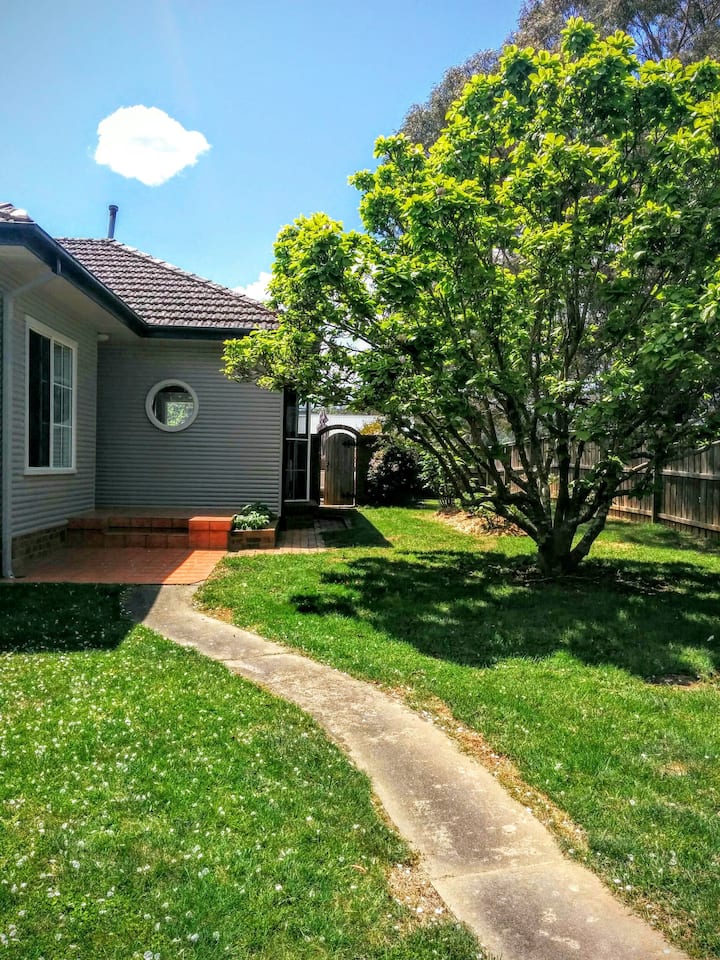 Bowral Holiday Rentals & Homes New South Wales, Australia Airbnb